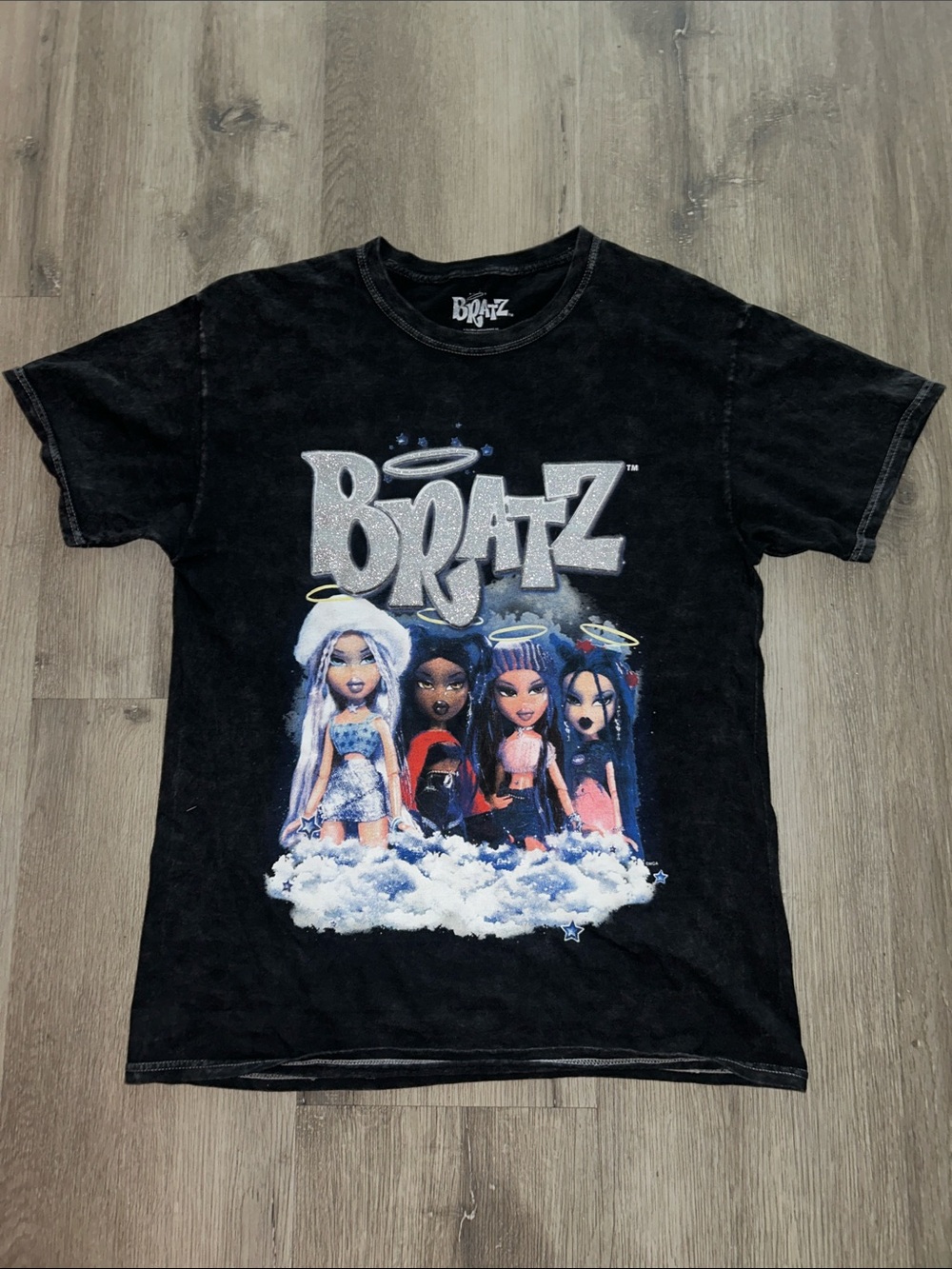 Bratz Y2K angelz graphic tour tee